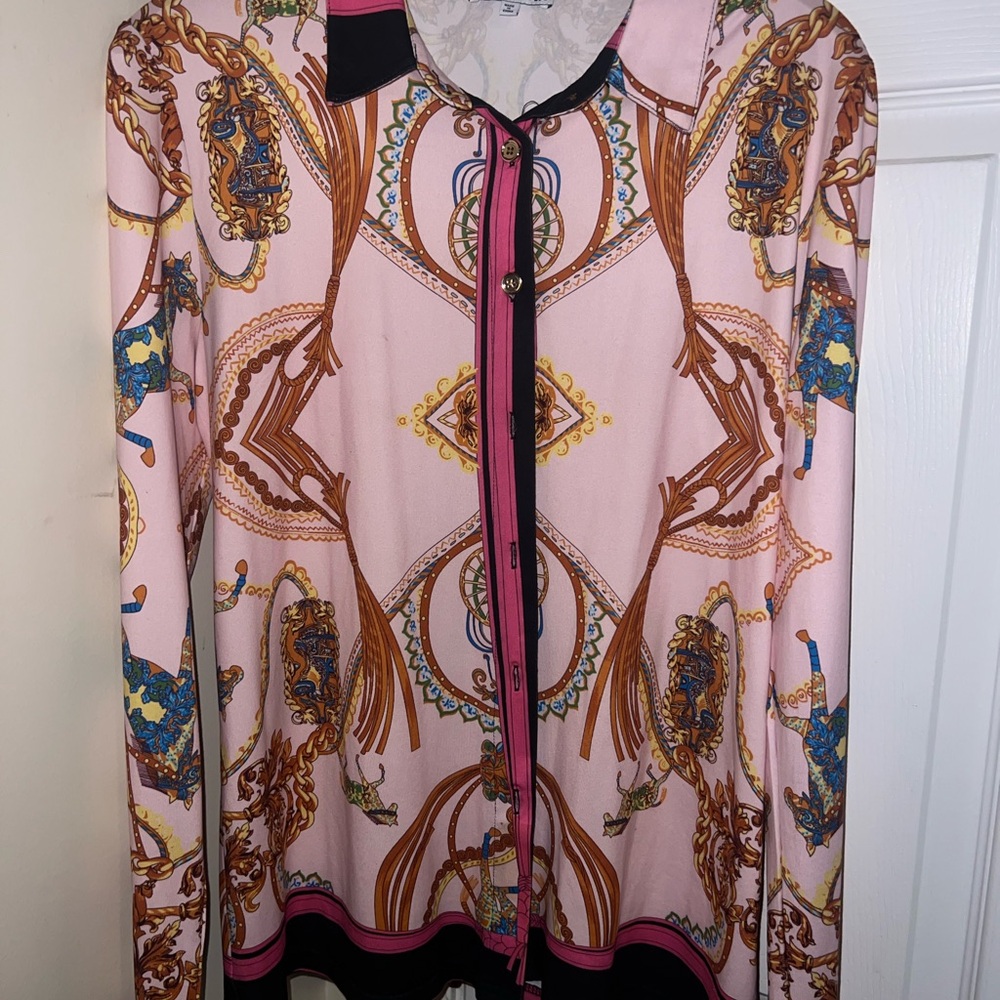 Fashion Nova Pink Chain-Print Button Front Blouse with Black Trim